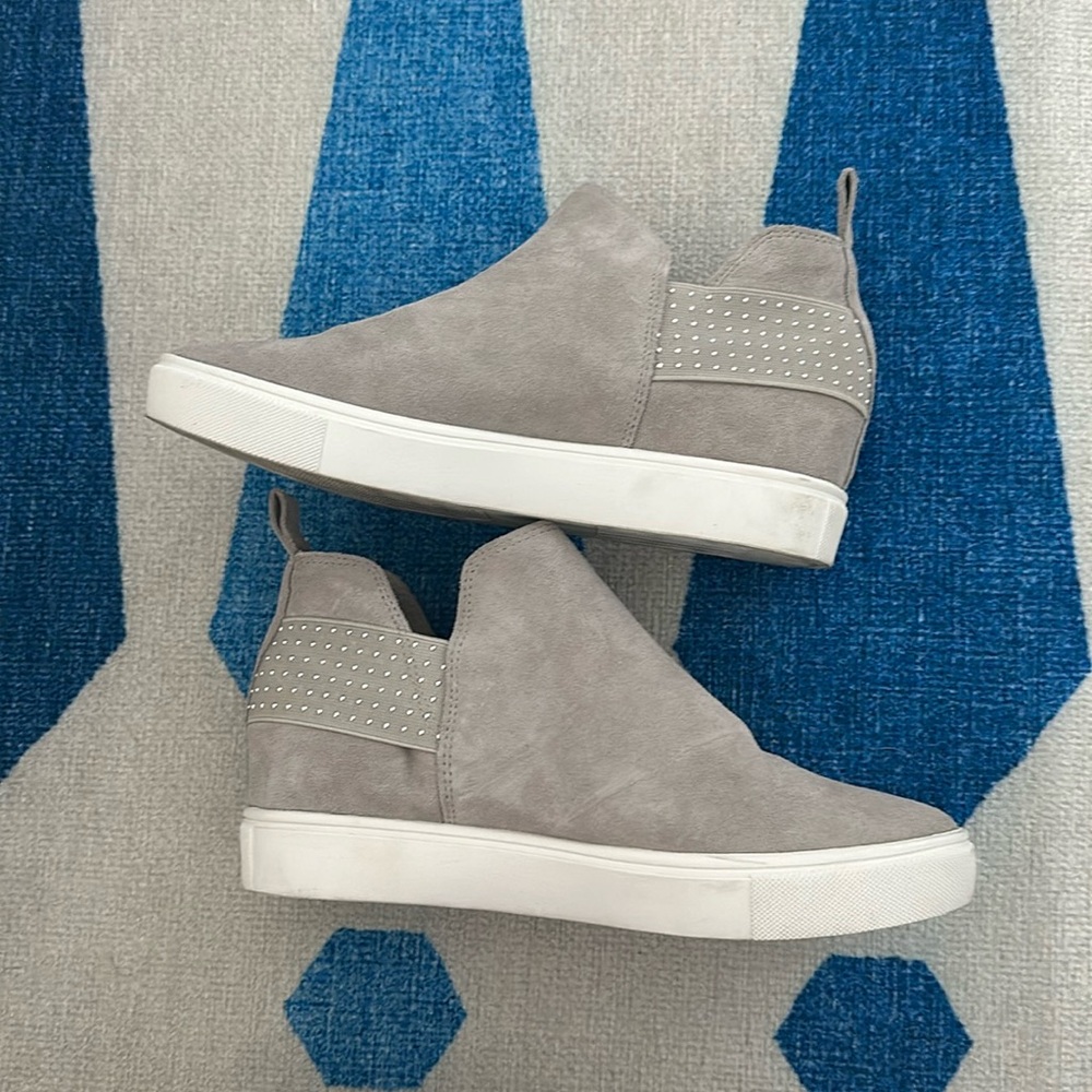 Steve Madden grey wedge sneakers